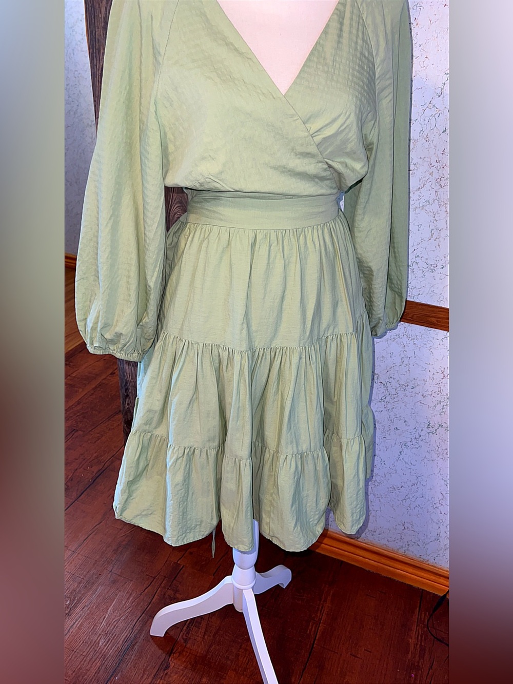 Gianni Bini Sage Green Wrap Tiered Maxi Dress XL - Picture 6 of 7